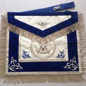 Past Master Aprons With Wreath